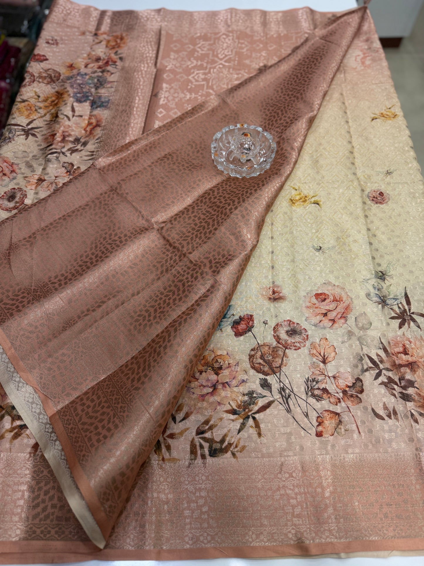 Georgette Silk Butti Saree with Rich Printed Pallu