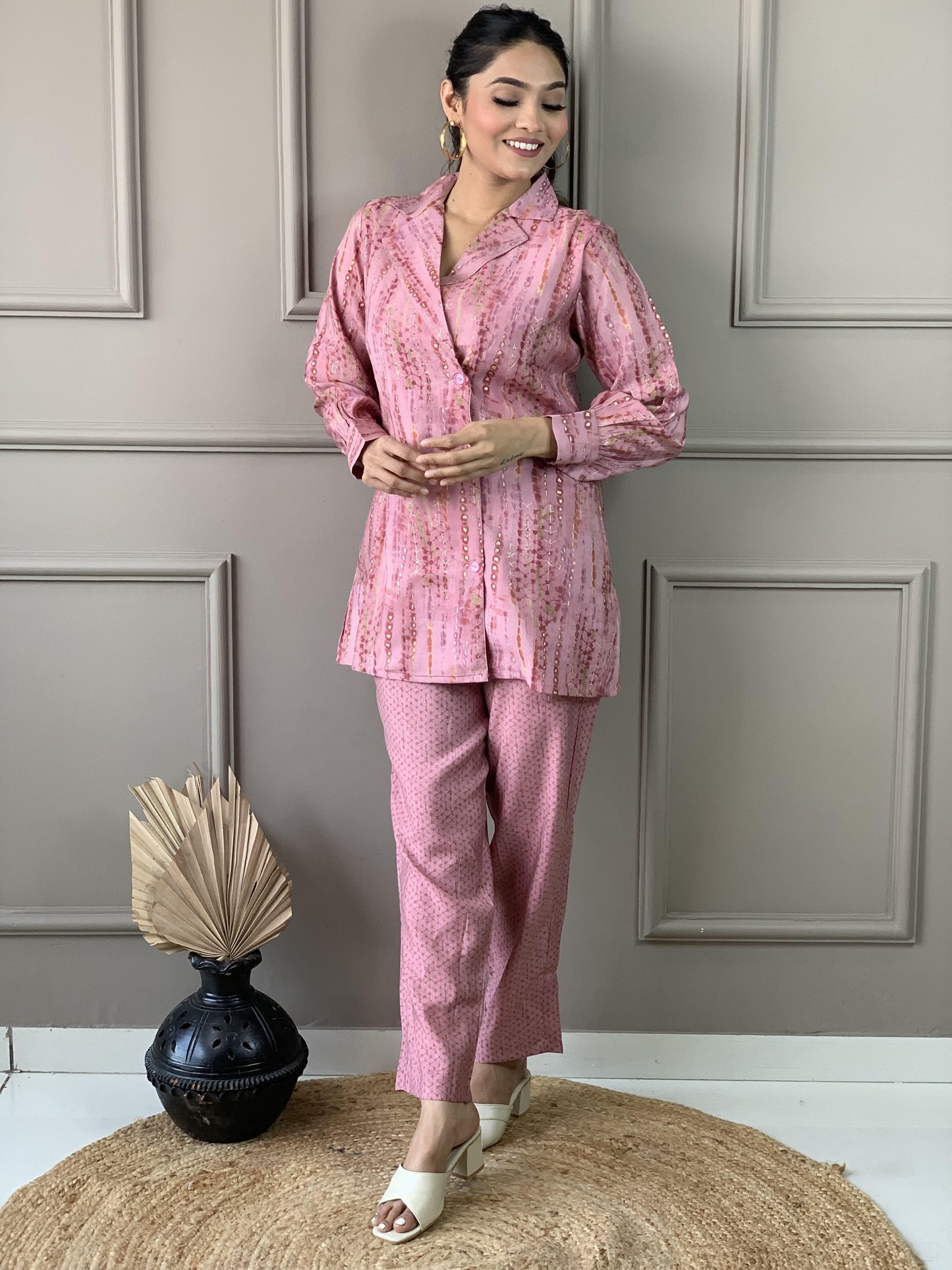 Soft Muslin Kurta Pant Set for Women – Lightweight Ethnic Wear in Elegant Shades