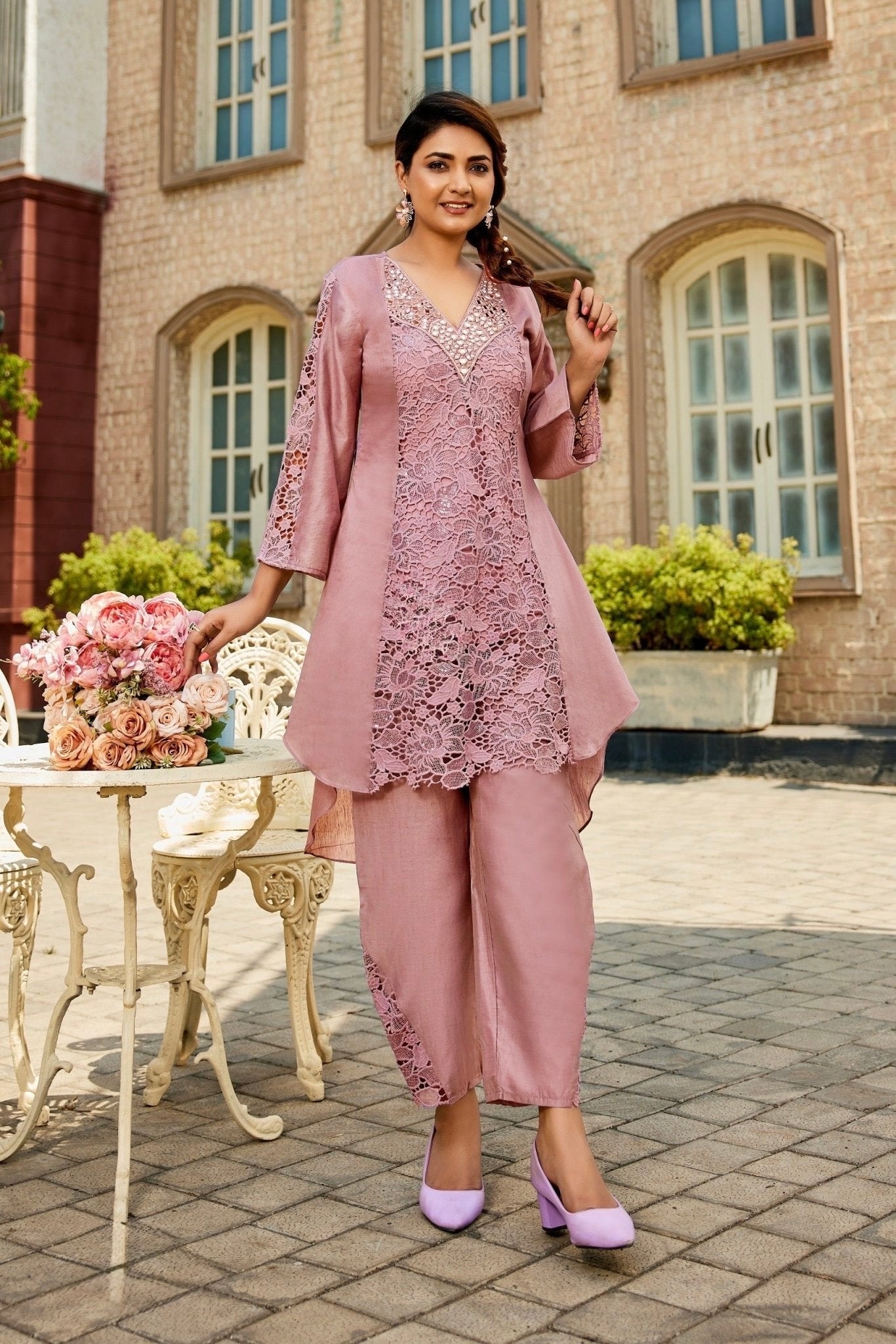 Women's Linen Co-ord Set with Mirror Work and Cotton Lace in Elegant Shade