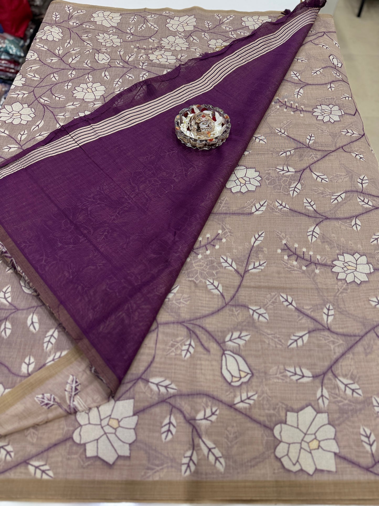 Linen printed saree with floral vine design, contrast border and tassel pallu, women’s daily wear saree