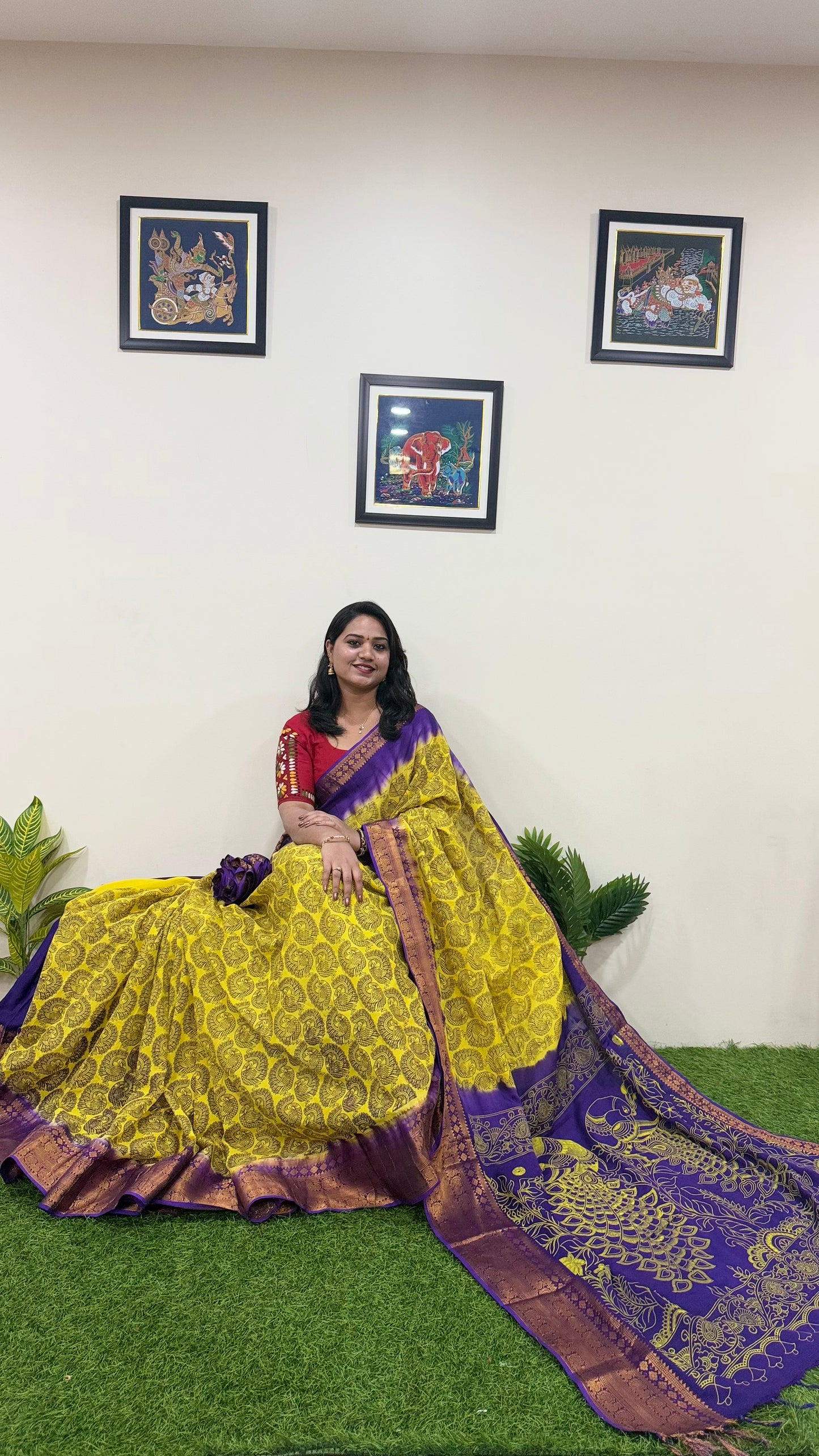 Chennuri Pure Silk Saree with Outline Kalamkari Design and Traditional Kanchi Borders