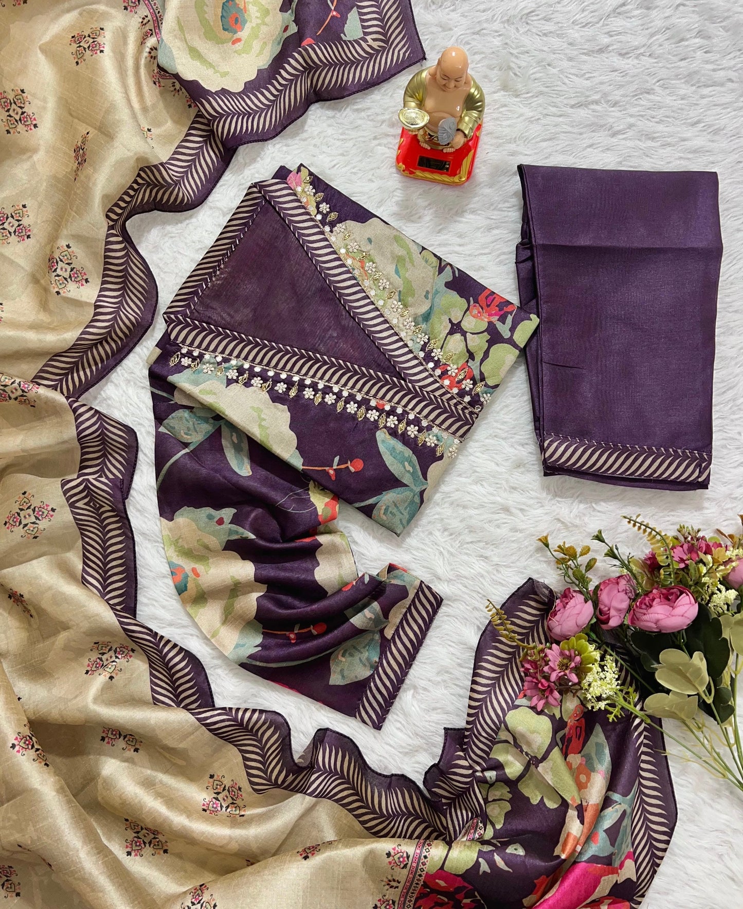 Plus Size Handwork Kurti Pant Dupatta Set for Women in Jarna Silk – Printed Dupatta – 4XL to 7XL