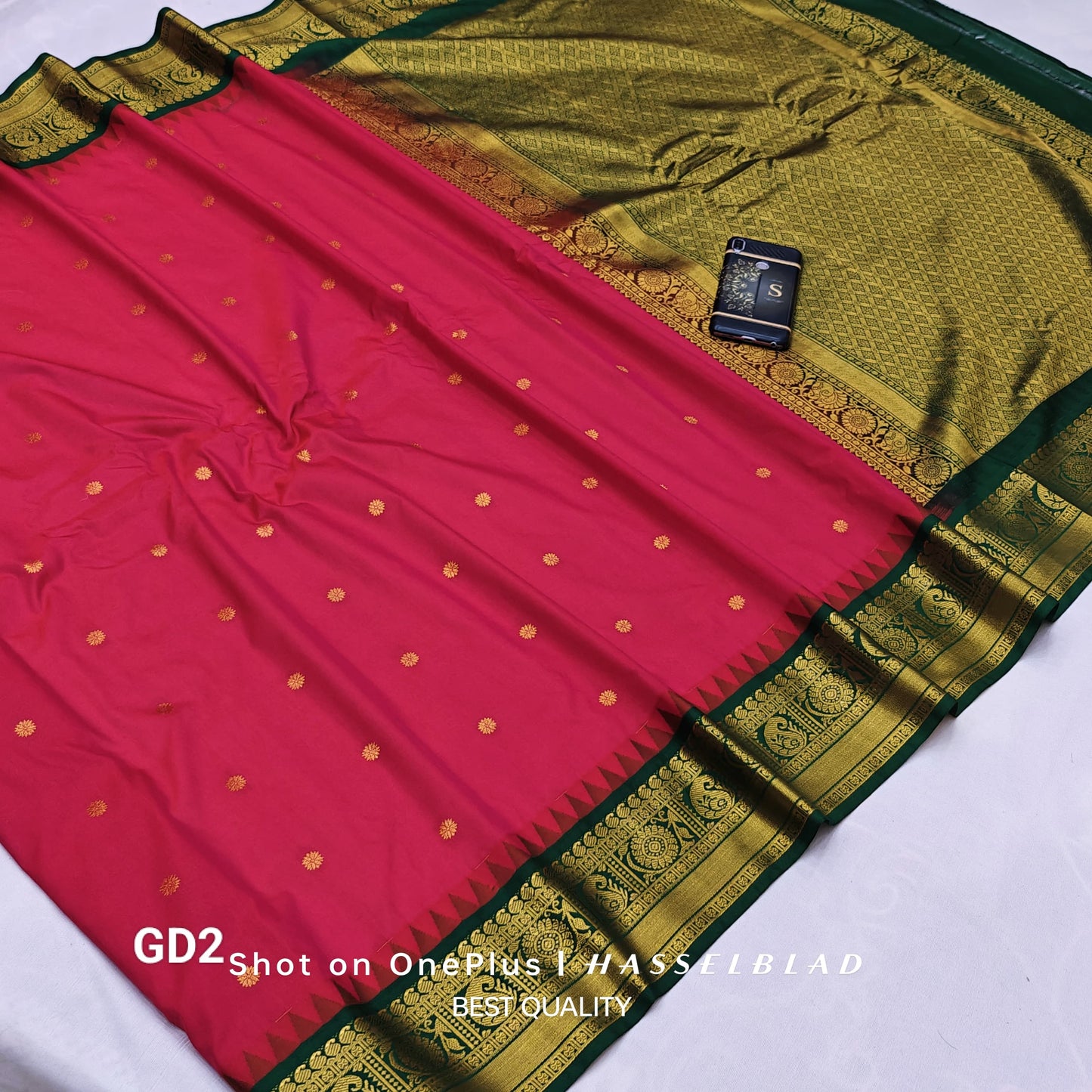 Gadwal Silk 80/20 Saree with Zari Border and Blouse Piece for Women