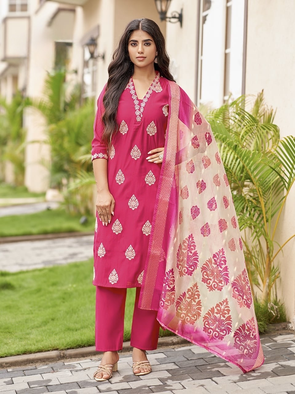 Women’s Roman Silk Straight Suit Set with Digital Print Dupatta – 3-Piece XL to 2XL