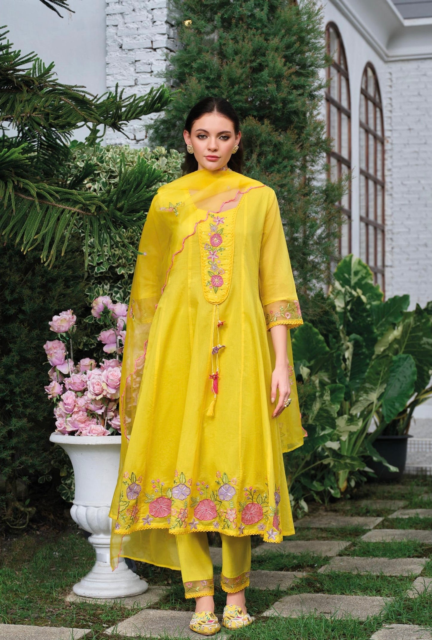 Pure Mul Chanderi Three-Piece Suit Set with Designer Thread and Handwork – Sizes XL and 2XL