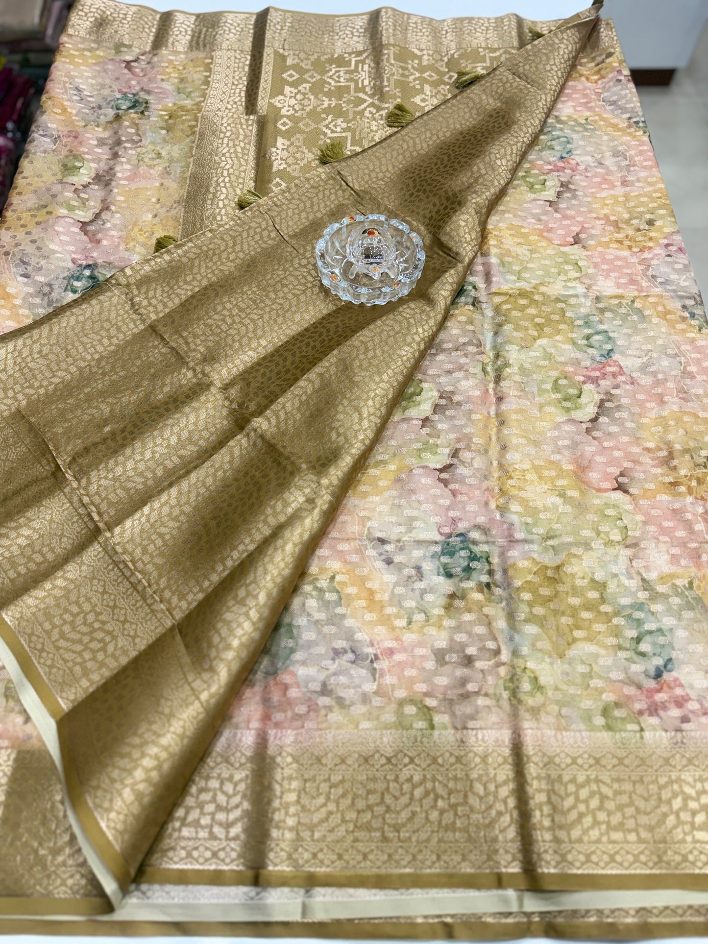 Georgette Silk Butti Saree with Rich Printed Pallu