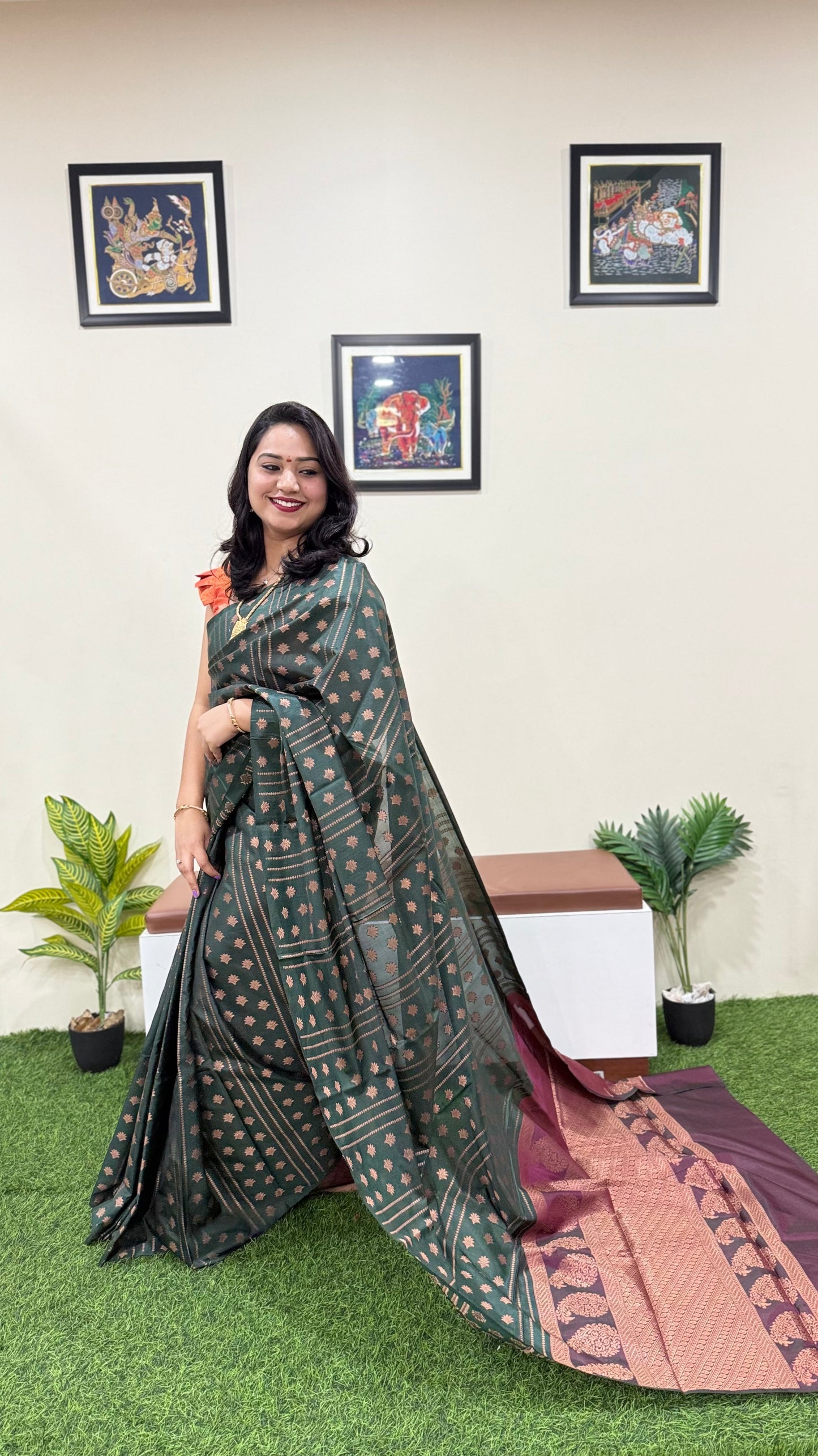 Banarasi tanchui soft saree with thousand buttis weaving in dark green with blouse piece