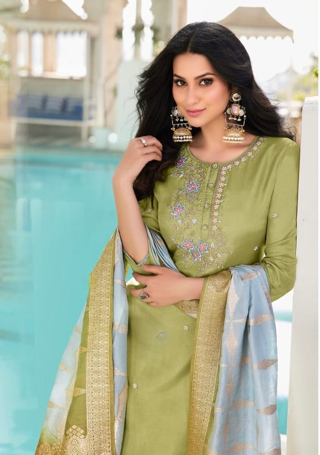 Dola Silk Kurti Set with Russian Silk Pant and Jacquard Dupatta – Handwork Ethnic Set for Women