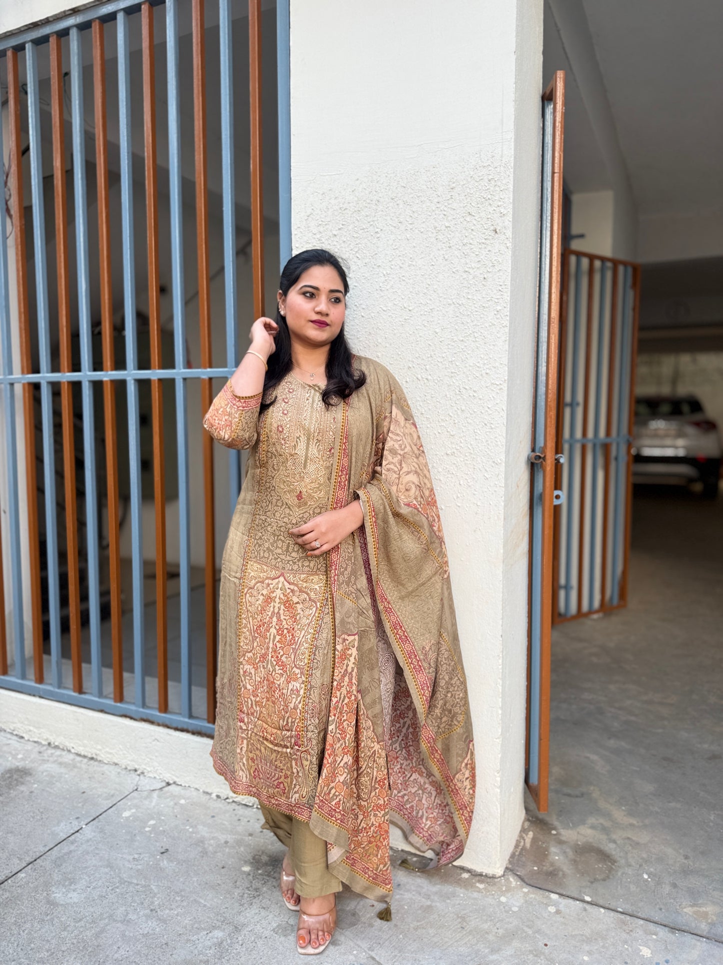 Premium Muslin Kurta Set with Embroidered Neckline and Printed Detailing – Elegant Ethnic Wear for Women