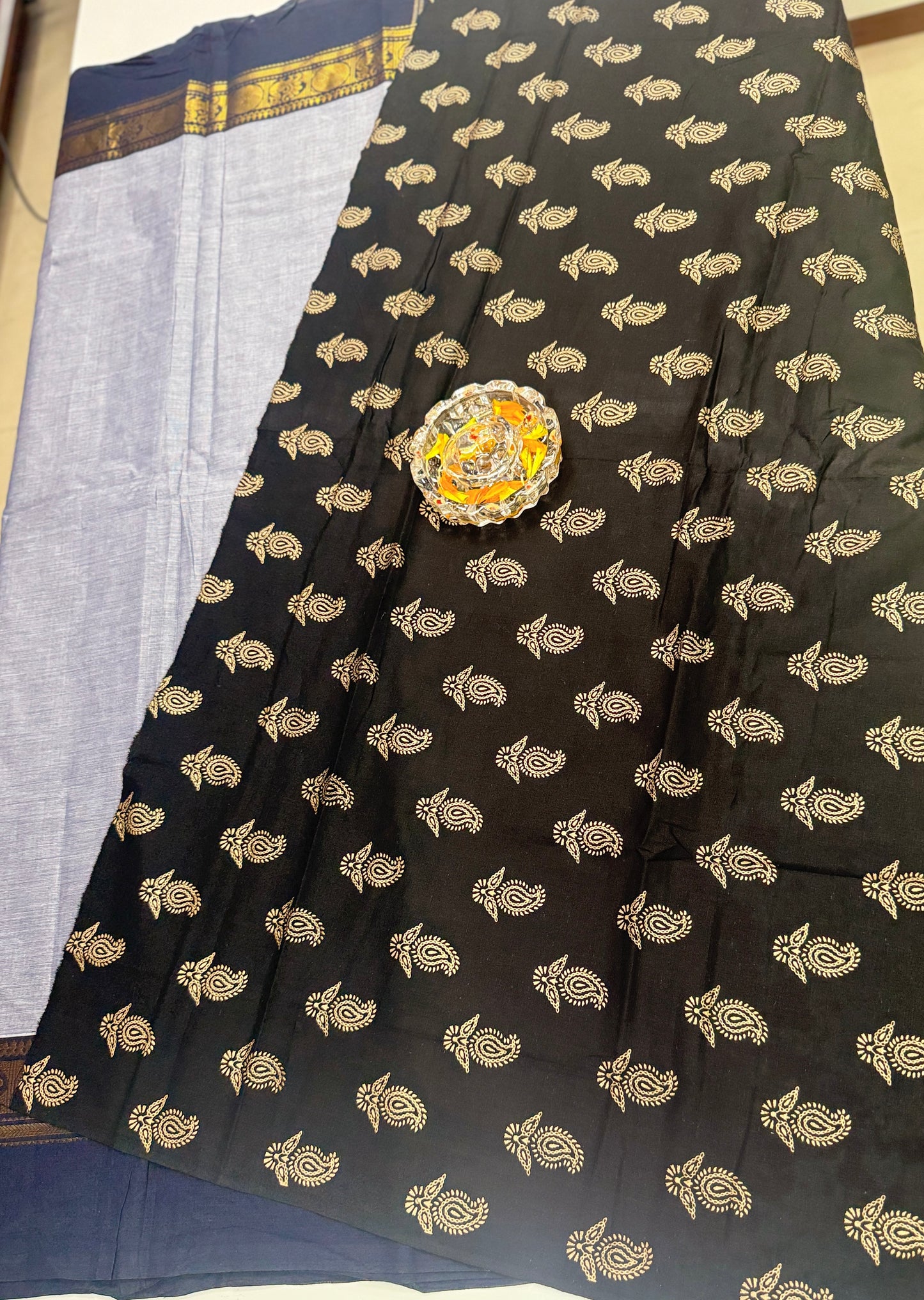 Chettinad Pure Cotton Saree with Zari Border – 80 Count, 20 Colours, 5.5m Length