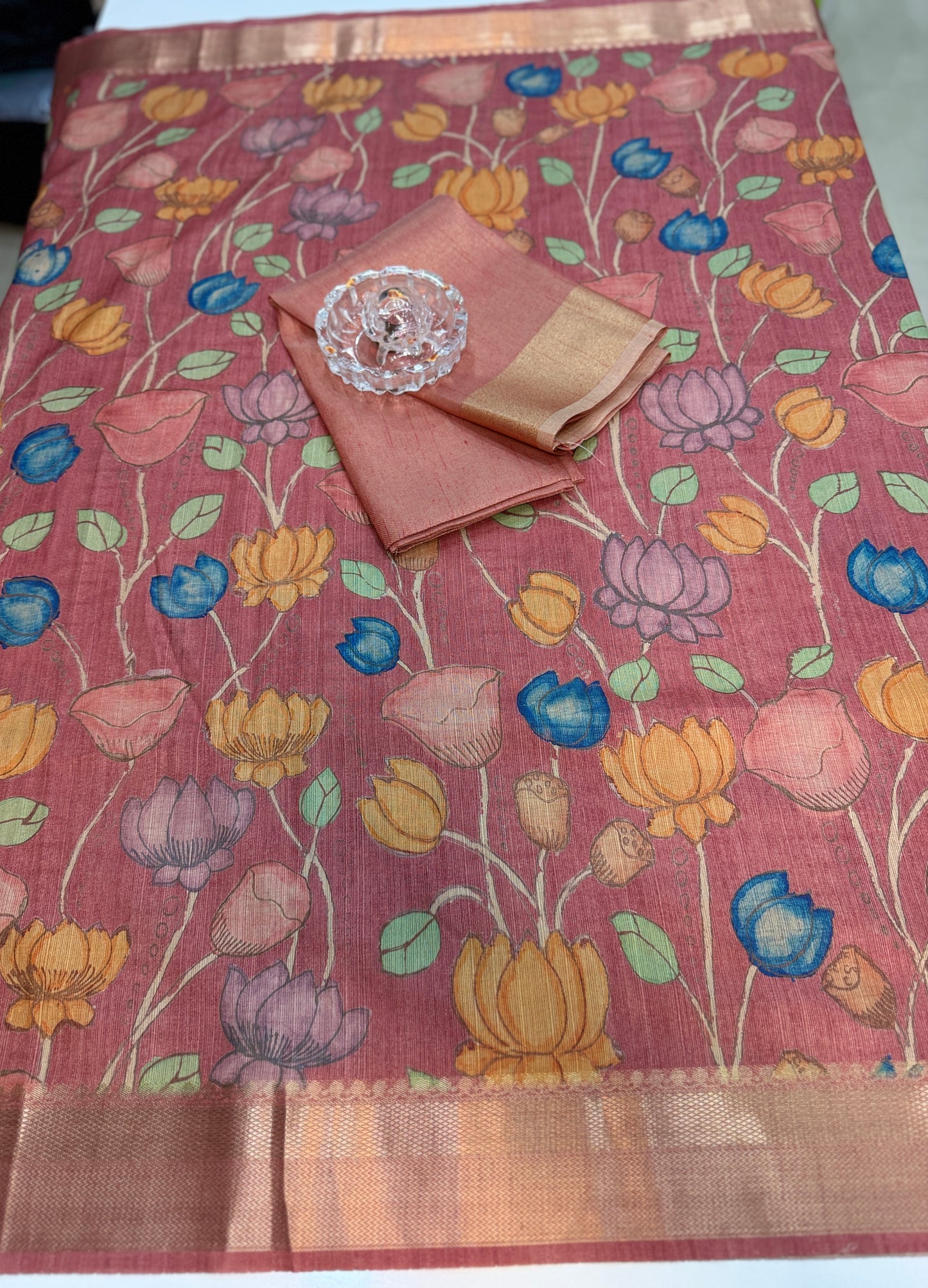 Tussar Art silk saree with handloom weaving and floral pattern for women