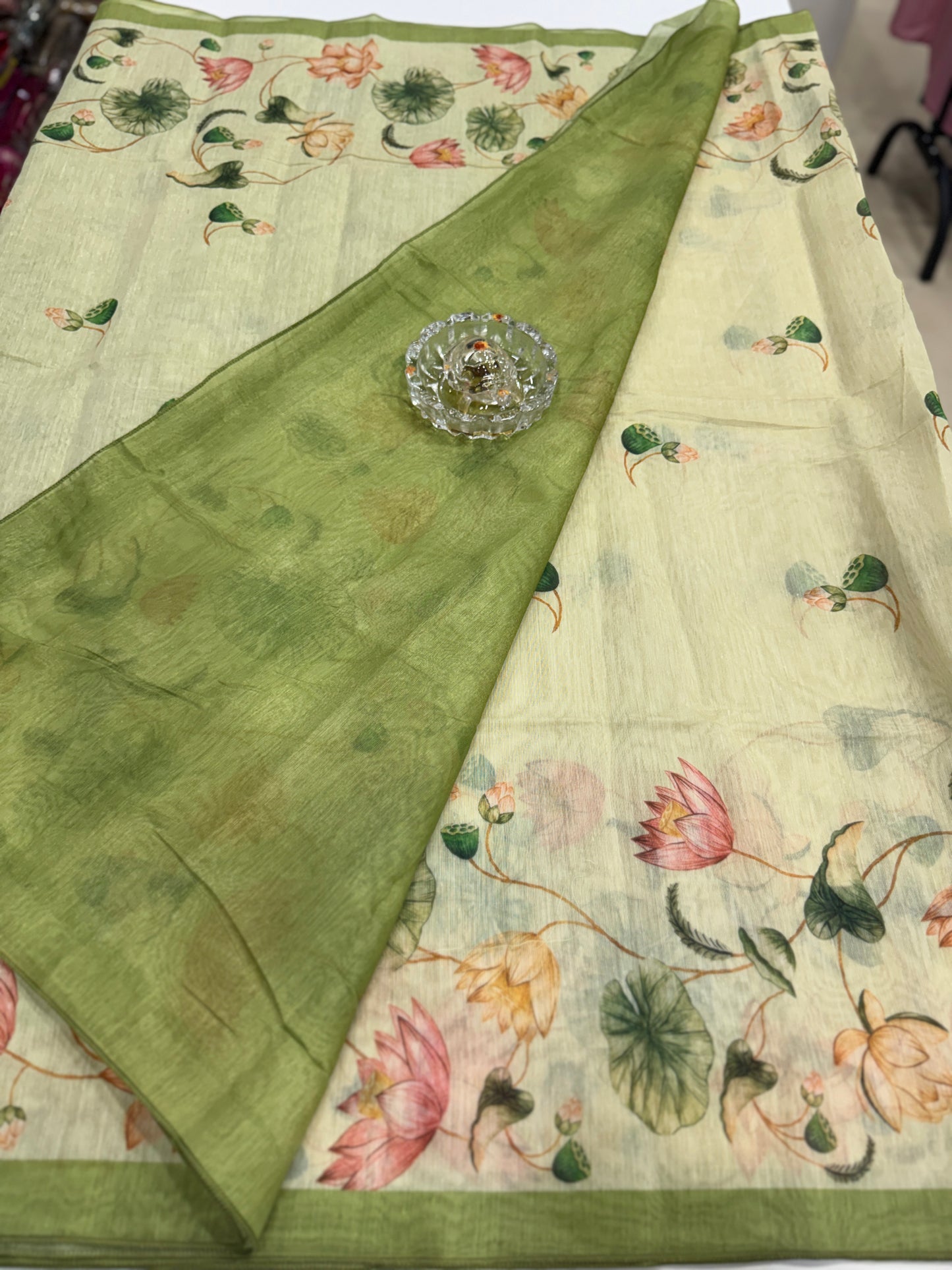 Cotton Chanderi Silk Floral Printed Saree with Blouse Piece