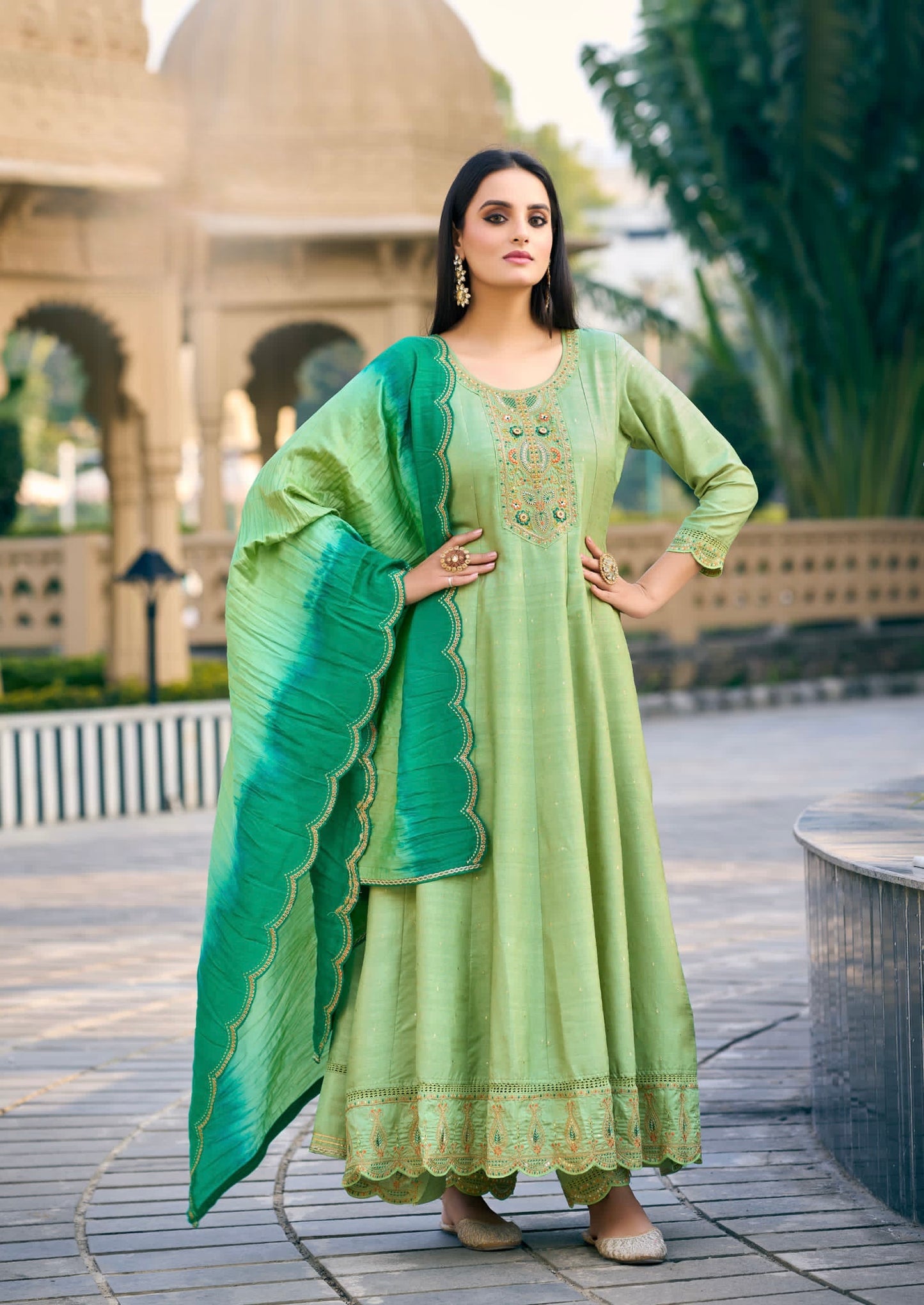 Viscose Jacquard Anarkali Suit Set with Silk Leriya Print Dupatta – XL to 3XL