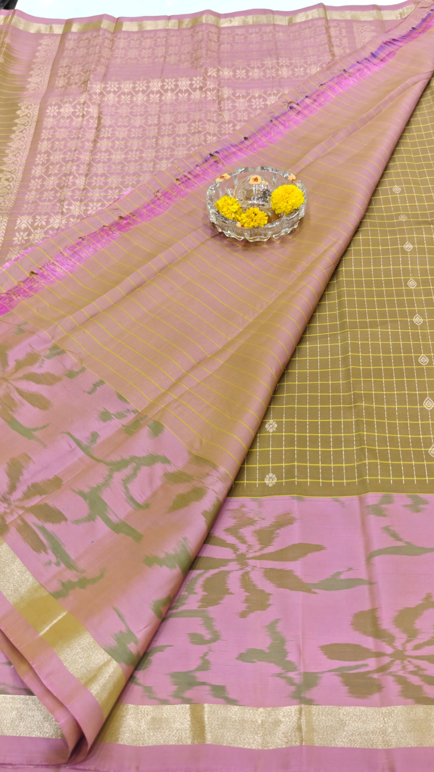 Handloom Soft Silk Checks Saree with Pochampally-Style Border