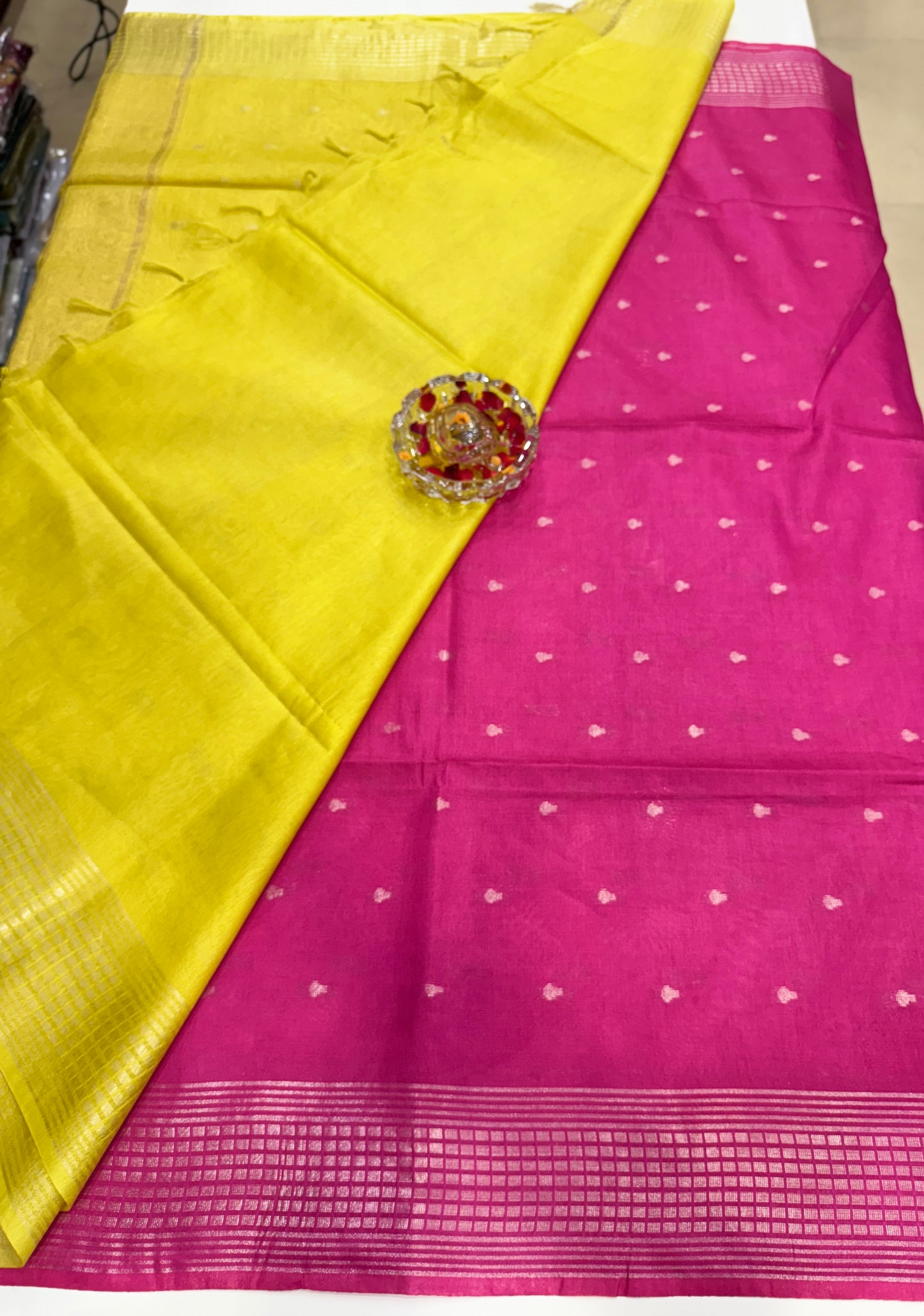 Semi Cotton Silk Saree with 2D Woven Buttas and Contrast Pallu – Elegant Daily and Festive Wear Saree