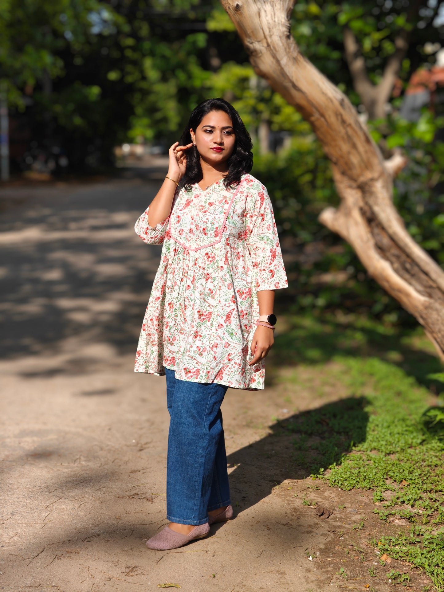 White Cotton Floral Printed A-Line Tunic for Women – Sizes S to 2XL