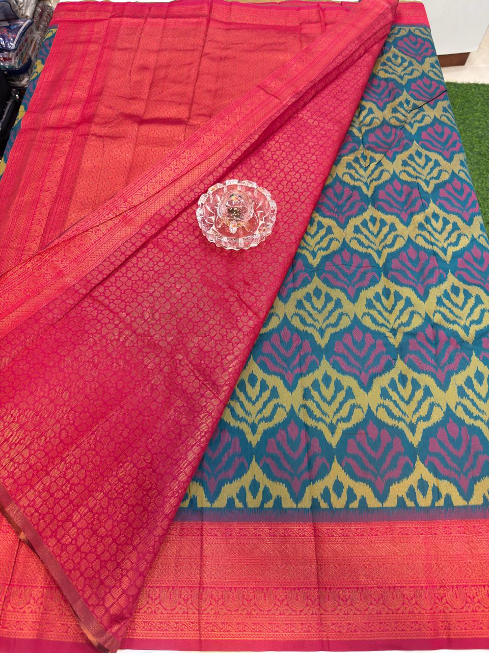 Soft Silk Ikkat Pochampally Saree with Traditional Woven Border and Blouse Piece for Women