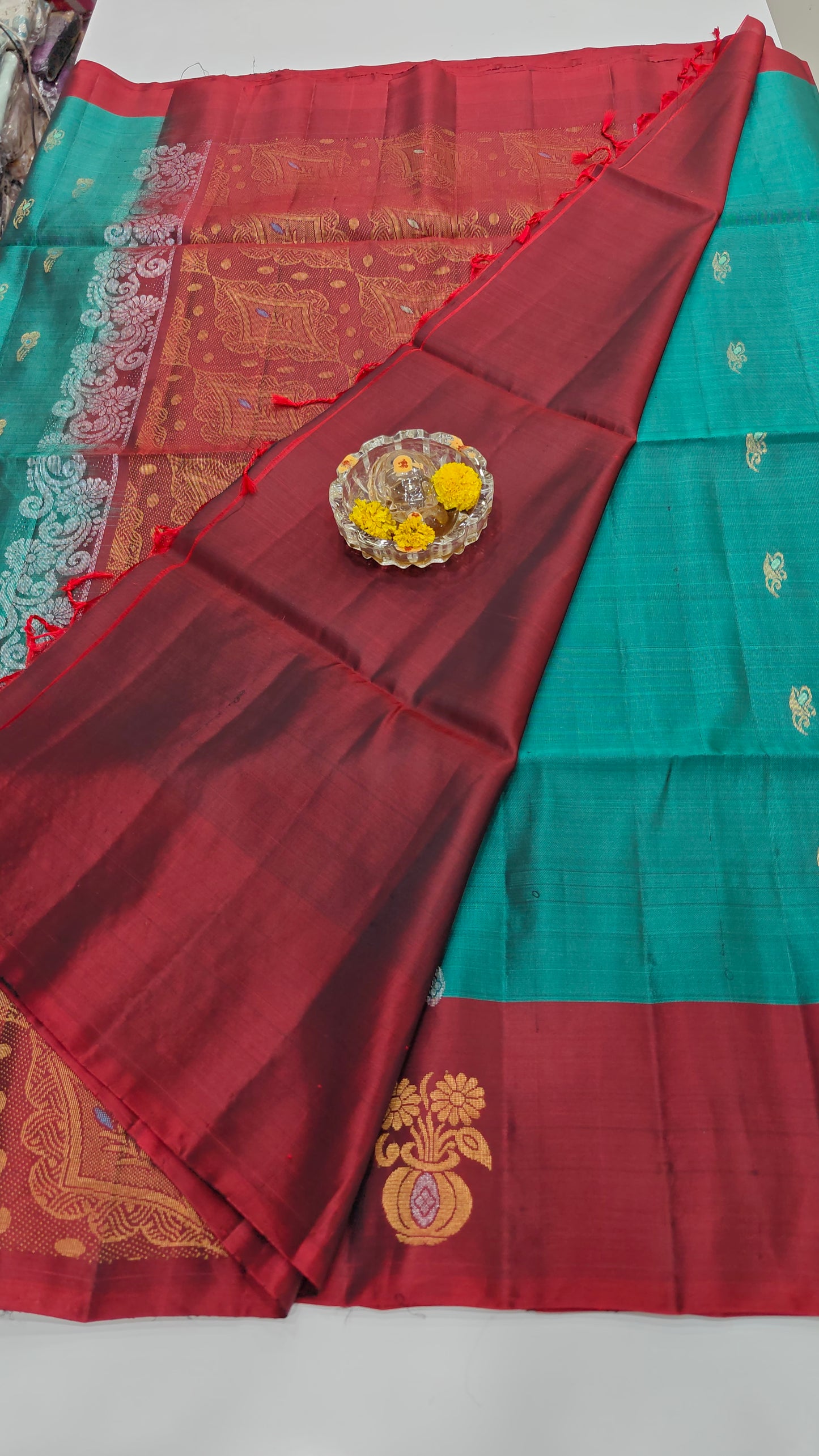 Pure Handloom Silk Saree with Woven Butta & Contrast Pallu