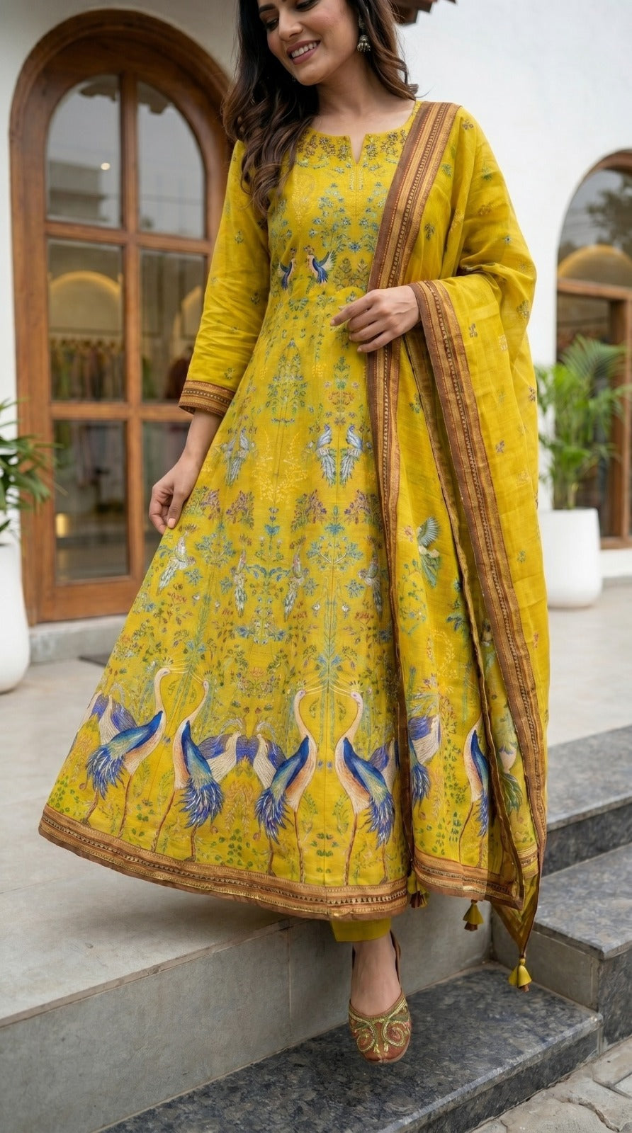 Printed Linen Kurta Pant Dupatta Set for Women with Kantha Work and Lining