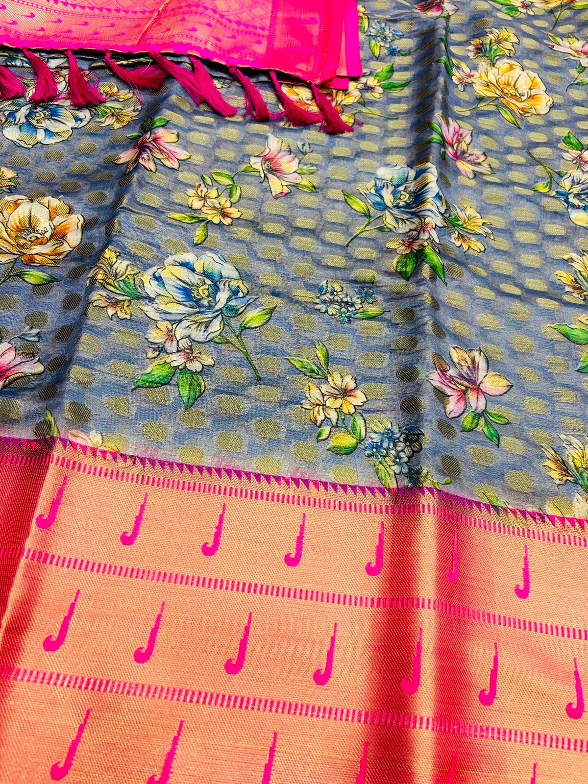 Paithani Silk Saree with Digital Print, Goli Zari Weaving and Tassel Pallu – Contrast Blouse