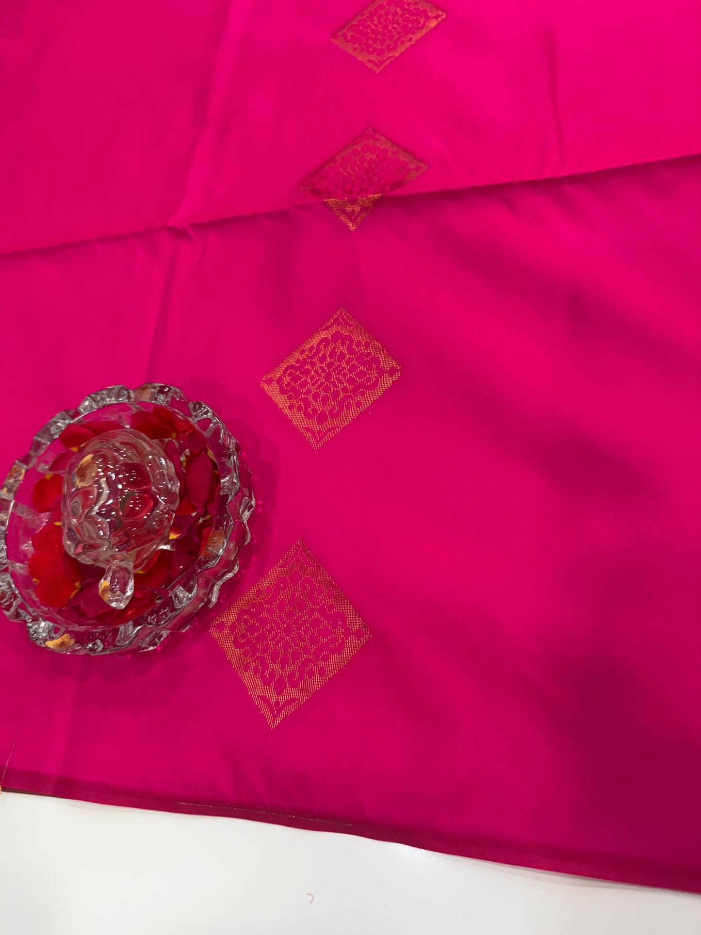 Soft Silk Sarees with Zari Work and Contrast Borders for Women – Festive and Traditional Wear