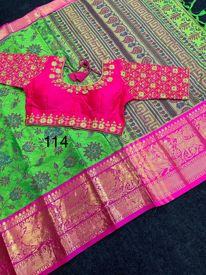 Elegant Jacquard Cotton Silk Saree with Maggam Free Size Blouse