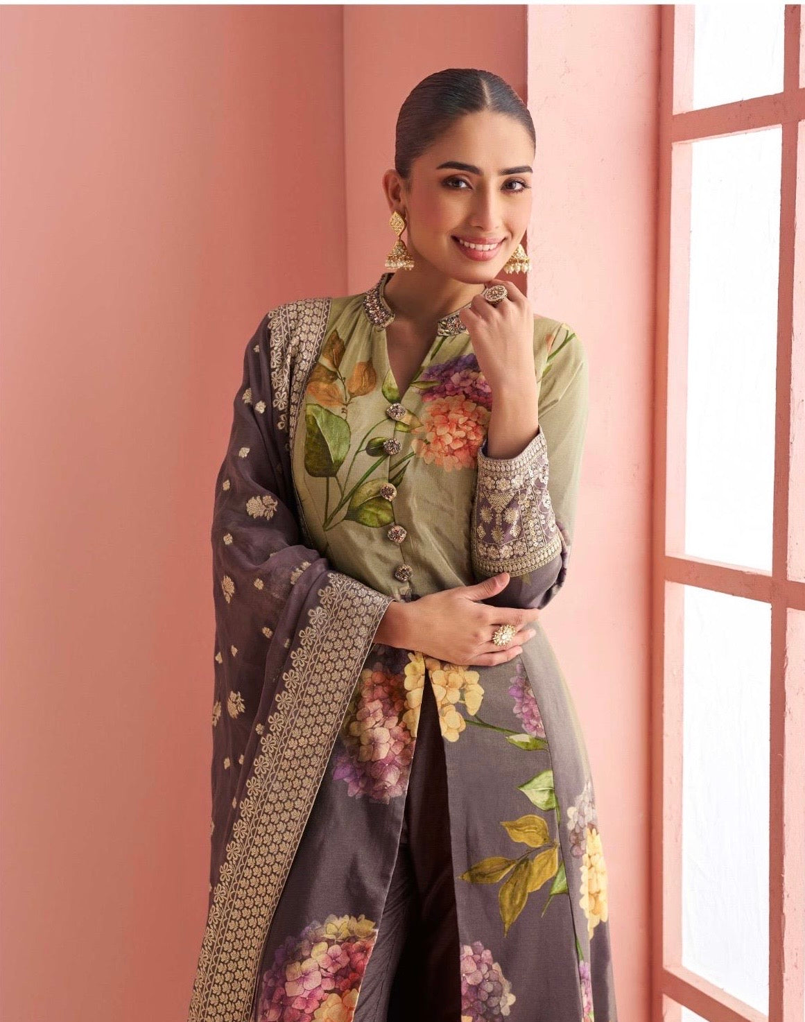 Premium Silk Embroidered Front Cut Kurta Pant Set with Jacquard Dupatta – Festive Wear for Women