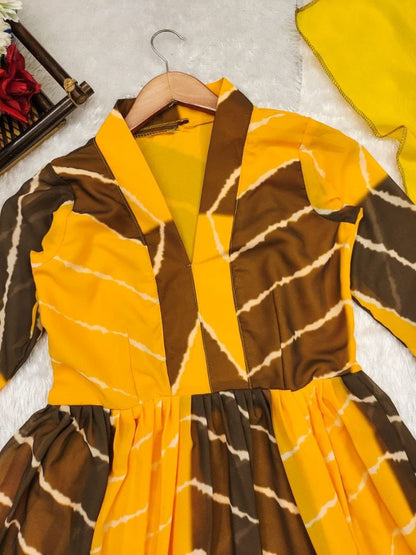 Vrinda Leheriya Georgette Kurti Pant Dupatta Set for Women – Anarkali Dupatta – Yellow & Grey – Sizes L to XXXL