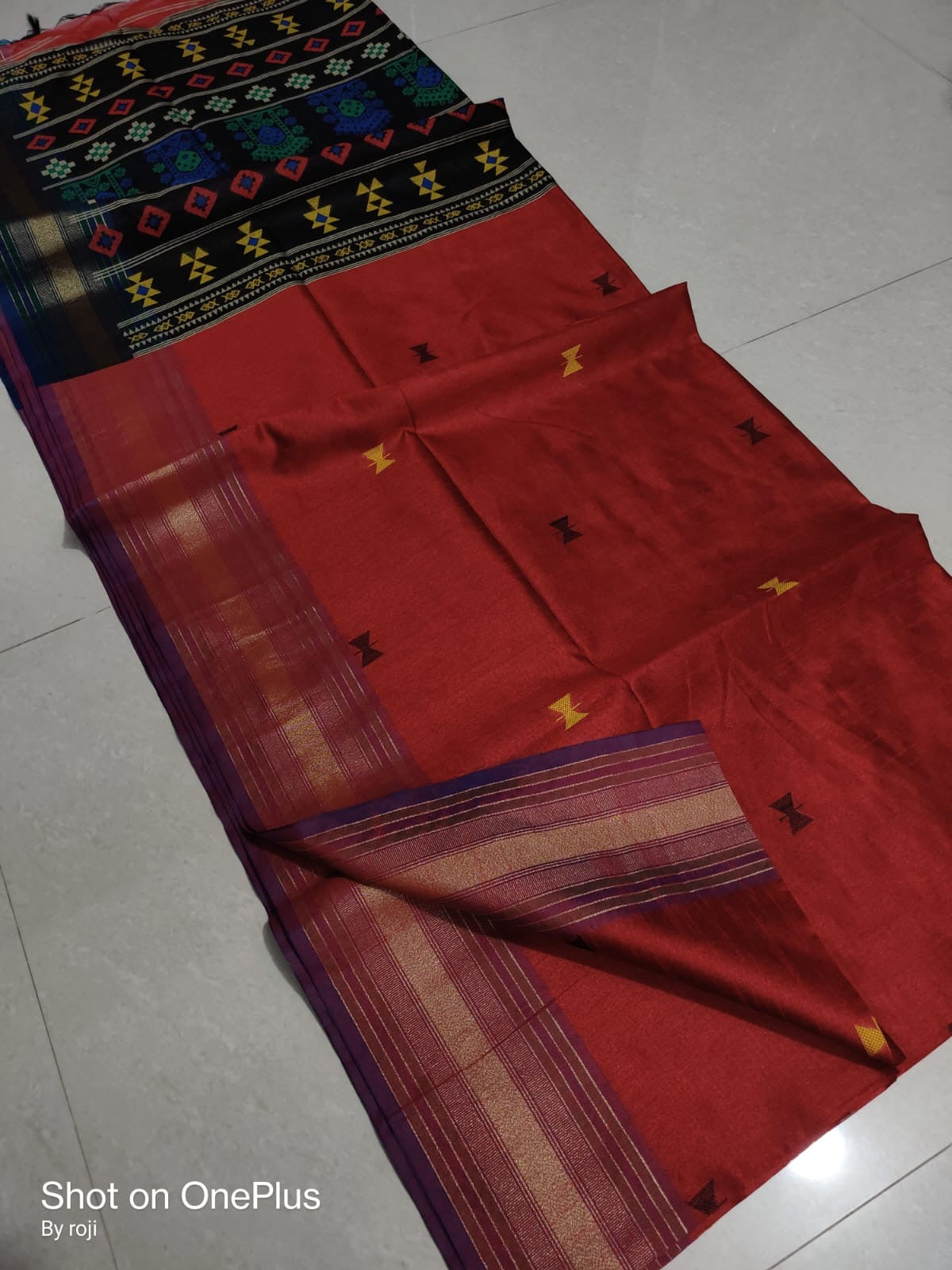 Chhattisgarh Silk-Cotton Blend Handloom Saree with Contrast Border – Festive Wear