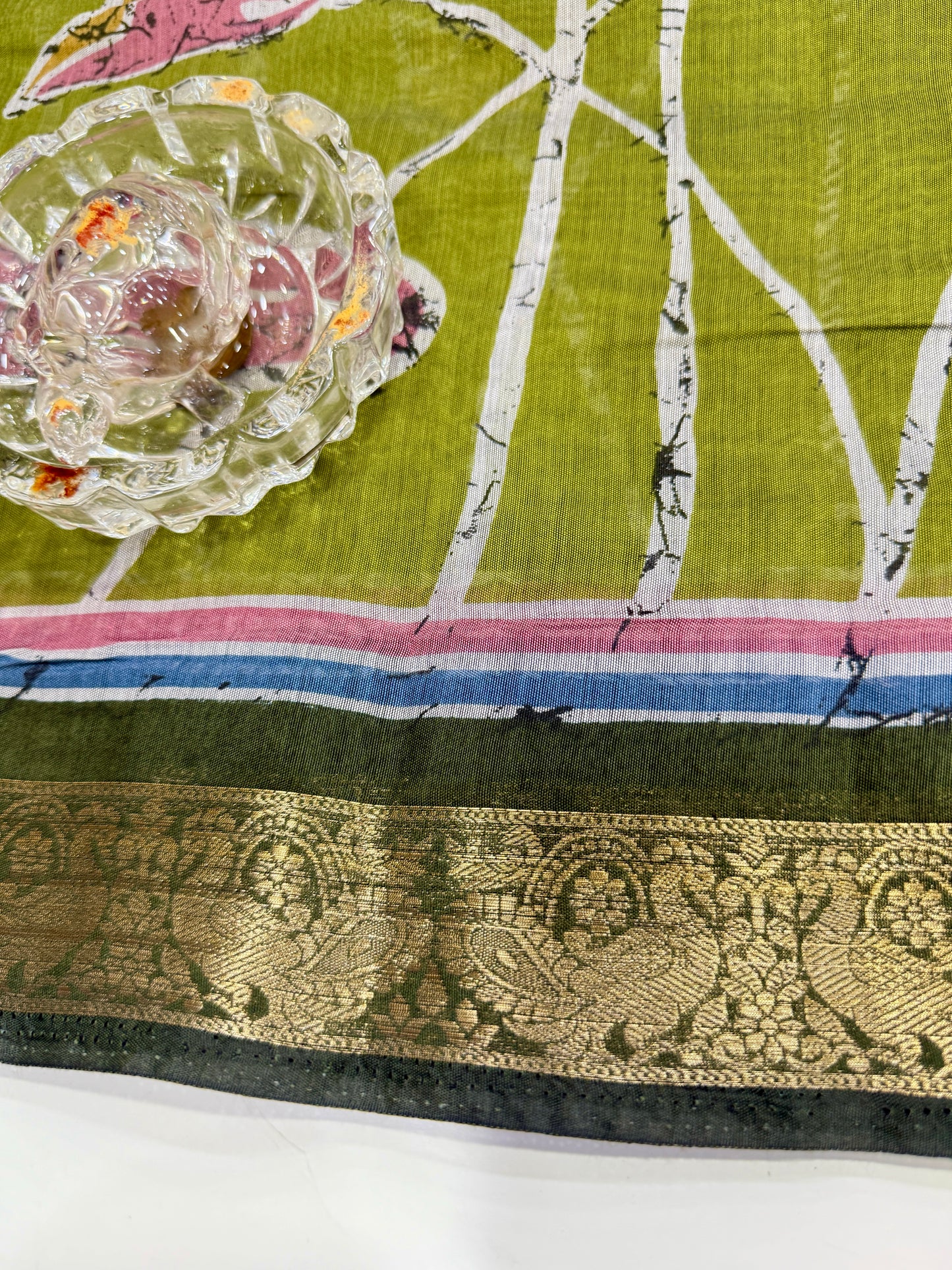 Chennuri silk style printed saree with traditional artwork border and unstitched blouse fabric for women