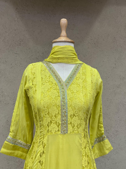 Glass organza and cotton schiffli kurta set with moti, sequence and cutdana work, cotton pant and chiffon dupatta – sizes 38–44