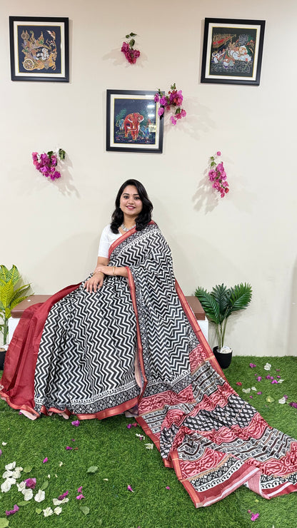 Soft Chanderi Silk Saree with Gold Zari Border and Digital Print – Traditional Wear Saree for Women