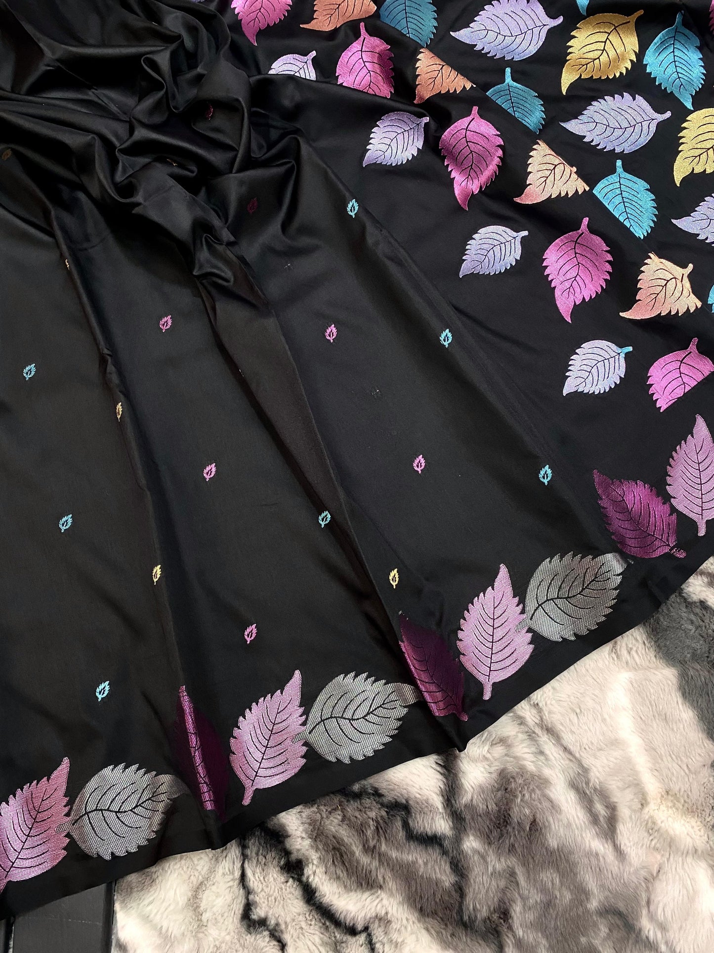 Pure Soft Silk Saree with Colorful Weaving and Leaf Panel Design