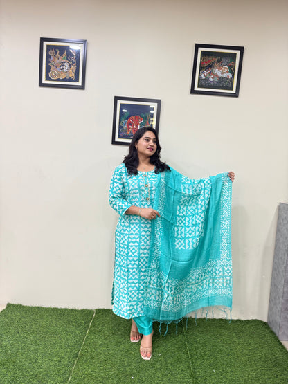 Chanderi Batik Print Kurti Pant Dupatta Set for Women with Attached Lining – Sizes 38, 44, 46