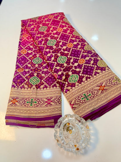 Banarasi Pure Georgette Bandhani Saree with Golden Zari Jaal and Meenakari Work – Bridal Wear