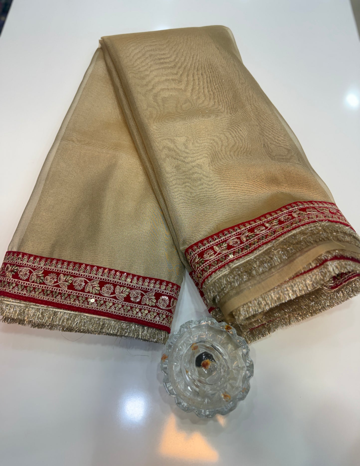 Women’s Banarasi premium tissue silk saree with lace border and woven booti blouse piece, gold and red