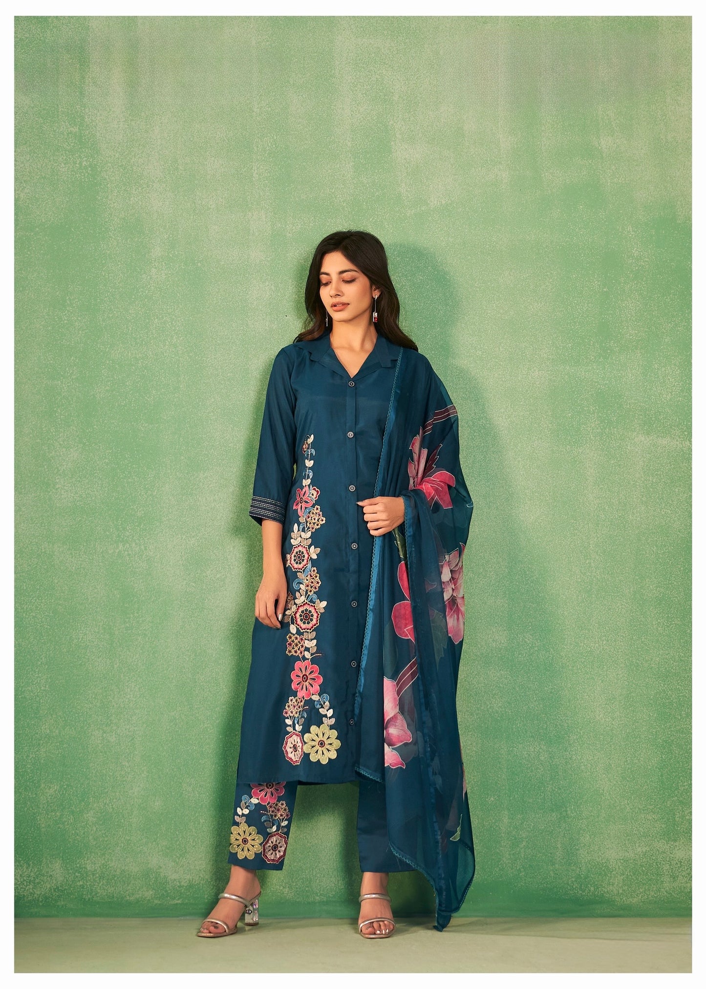 Viscose Silk Kurta Pant Dupatta Set with Printed Dupatta and Lace Finish – Sizes M to XXL