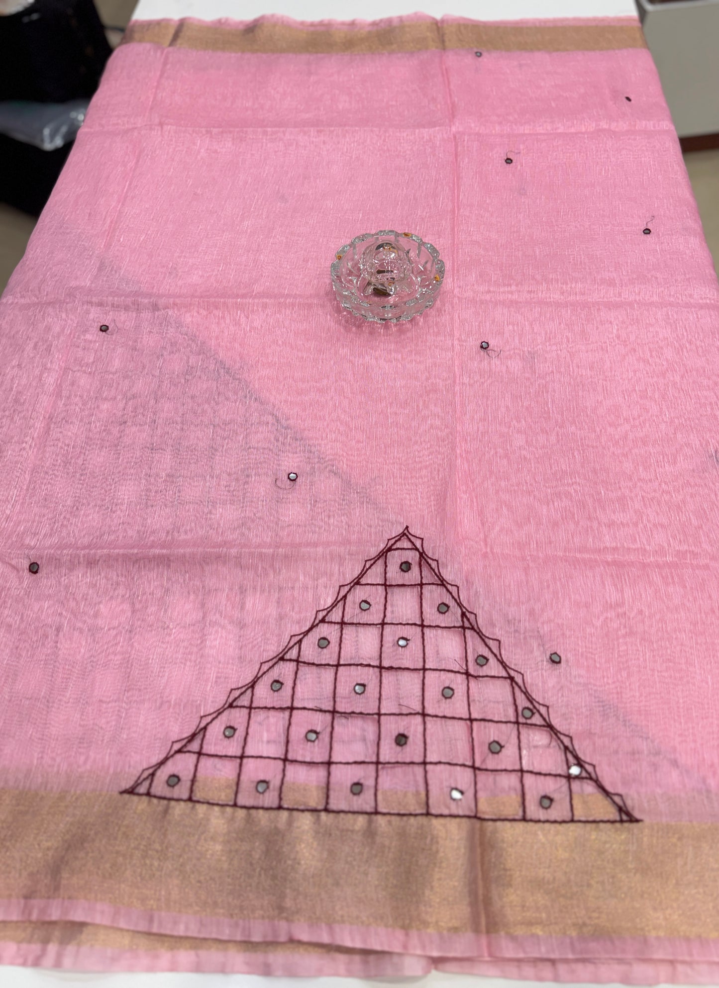 Pure Tissue 150 Count Linen Handloom Saree with Handwork and Running Blouse for Women