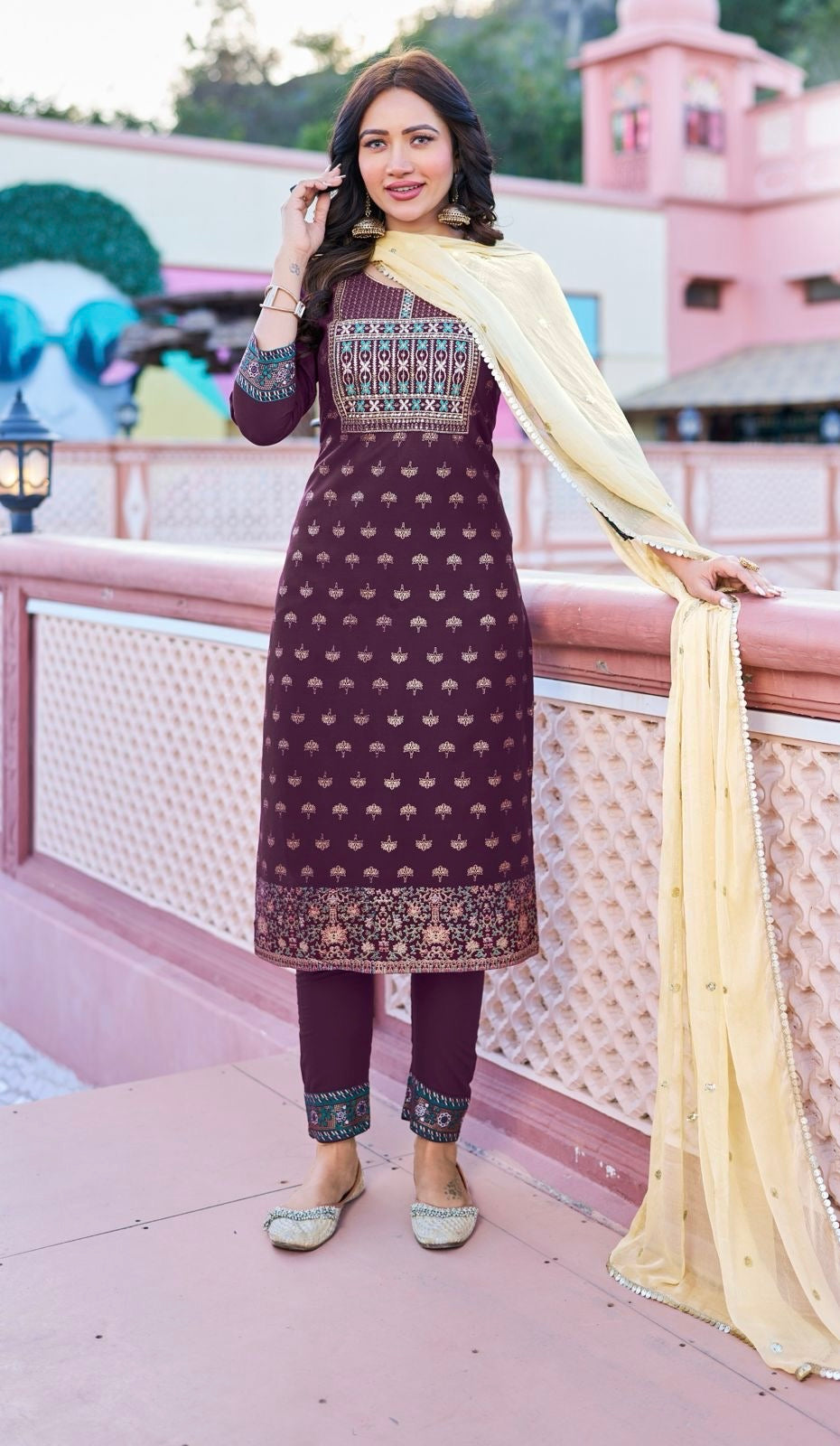 Rayon Foil Print Kurta Pant Dupatta Set with Naznin Dupatta and Lace Work for Women – Sizes XL and XXL