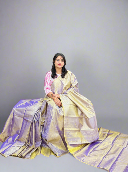 Borderless Handloom Pure Silk Saree in Silver and Purple with Zari Highlights – Bridal Wear