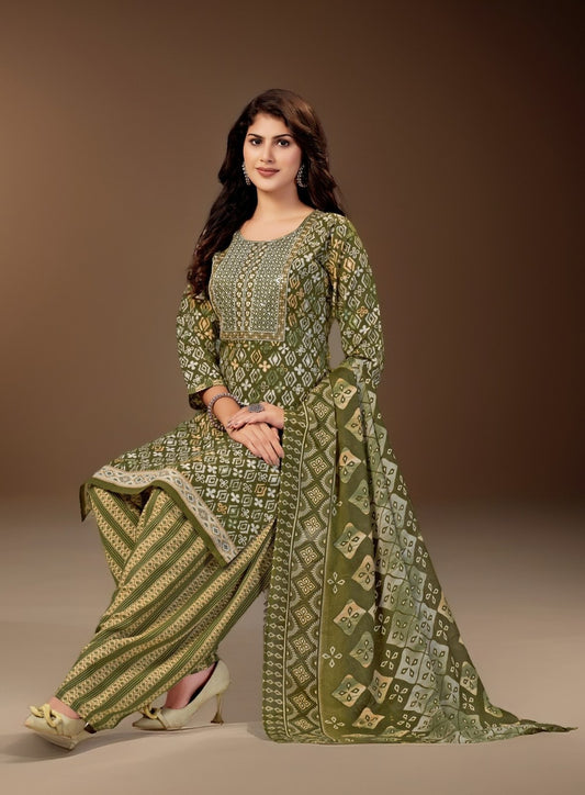 Muska Cotton Embroidered Kurta Patiala Suit Set with Malmal Dupatta for Women