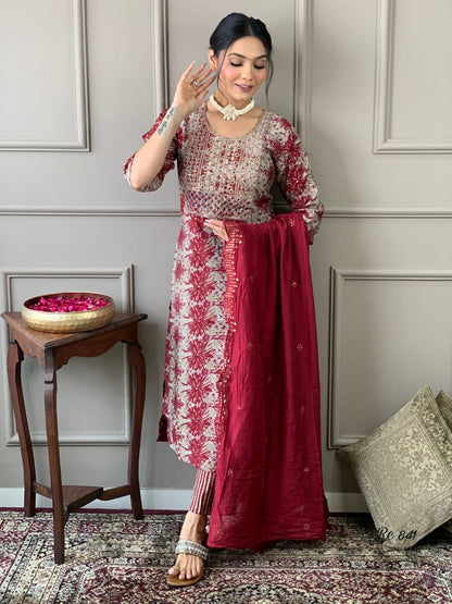 Muslin Embroidered Kurti Pant Set with Chanderi Dupatta for Women – Festive Wear