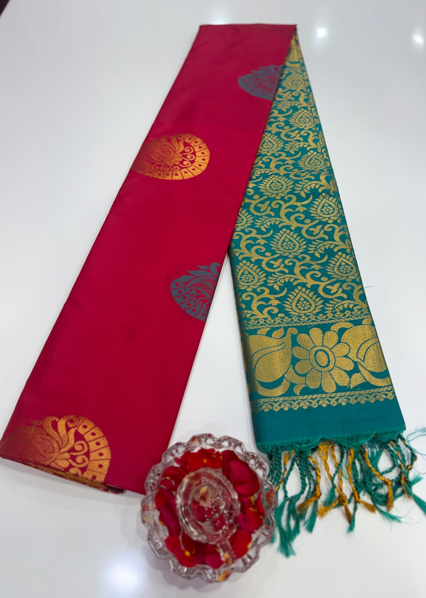 Kanchi Soft Silk Saree with Zari Weaving and Traditional Motifs – Wedding and Festive Wear