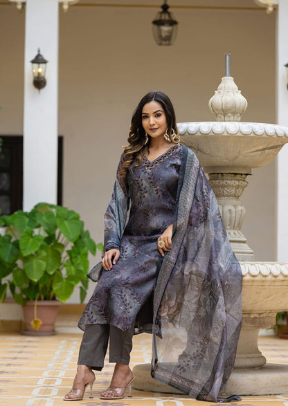 Organza Kurta Pant Dupatta Set with Beautiful Detailing Work – M to XXL