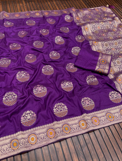 Banarasi Dola Silk Saree with Meenakari Jaal Weaving, Zari Pallu, and Butti Blouse – Royal Splendor Collection