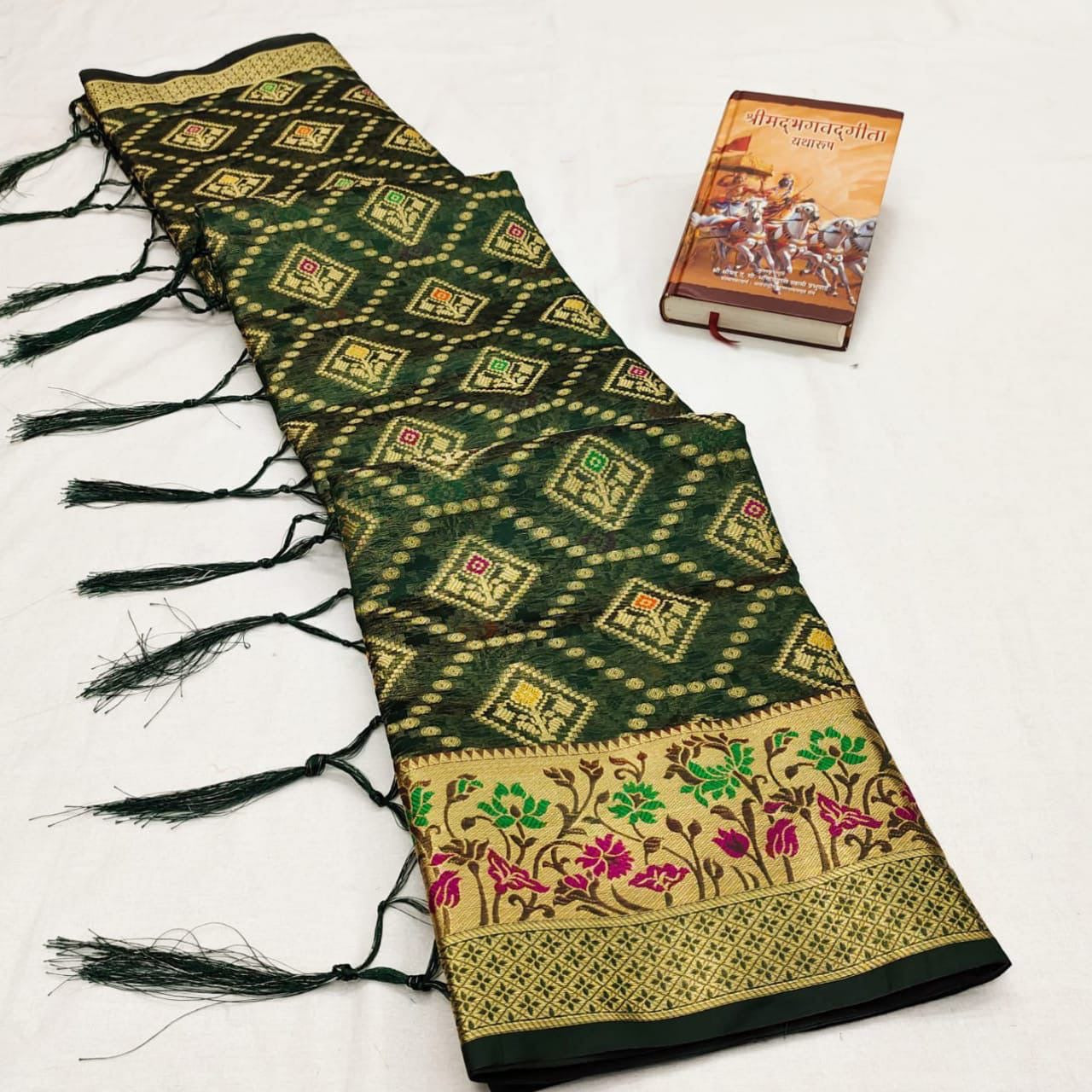 Kanchipuram Organza Saree with Antique Zari Weaving and Brocade Blouse – Festive Wear