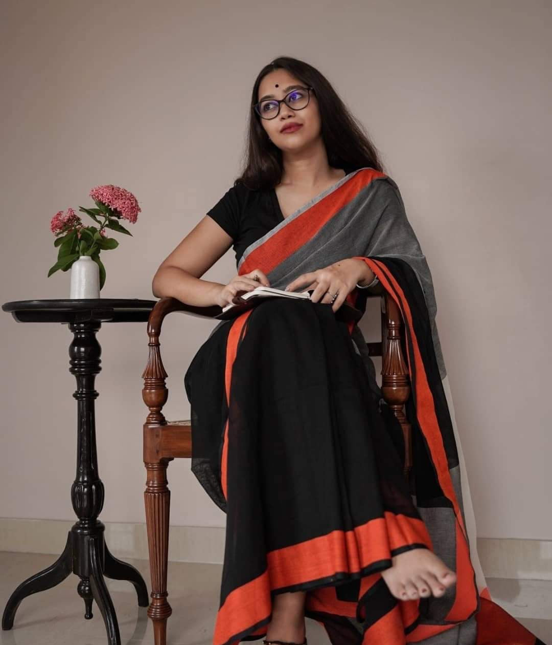 Charcoal Cotton Blend Textured Weave Saree with Matching Blouse Piece for Women