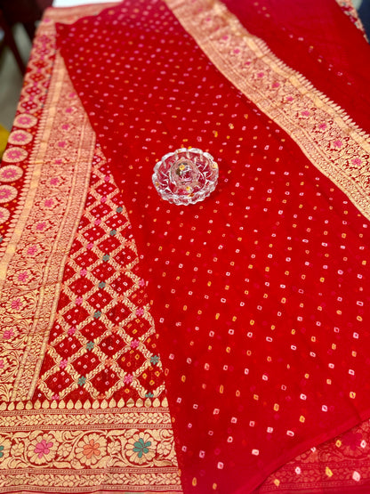 Banarasi Pure Georgette Bandhani Saree with Golden Zari Jaal and Meenakari Work – Bridal Wear