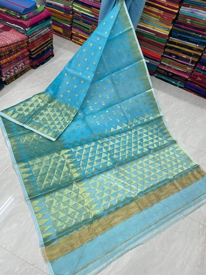 Handwoven Muslin Jamdani Saree with Traditional Weaving and Blouse Piece for Women