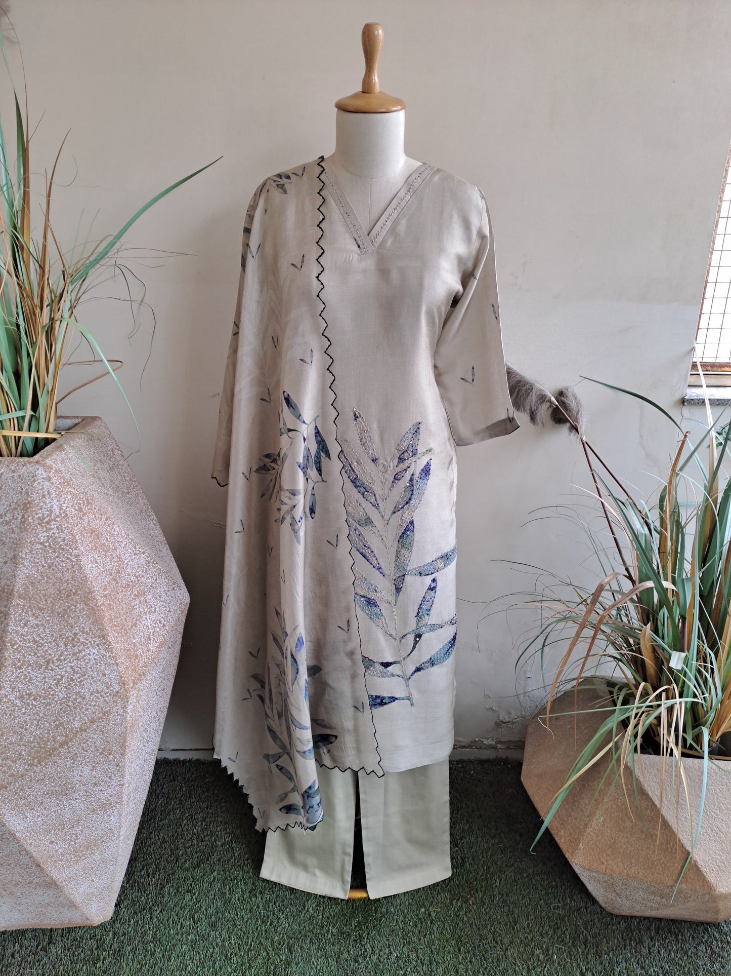 Russian Silk Embroidered Kurta Pant Dupatta Set with Digital Print Scalloped Dupatta for Women